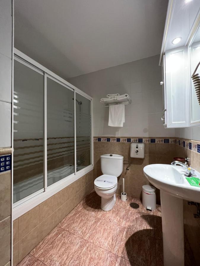 Hotel Chamizo El Arahal Luaran gambar