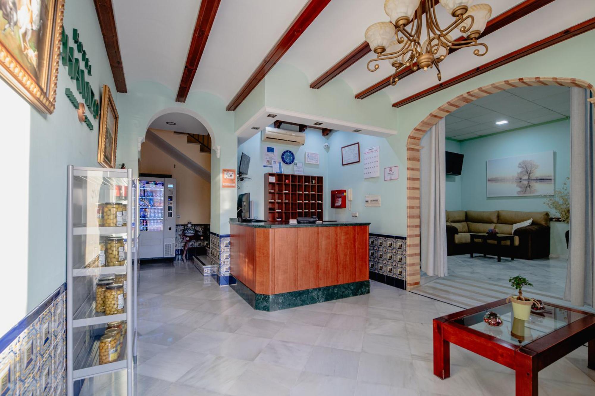 Hotel Chamizo El Arahal Luaran gambar