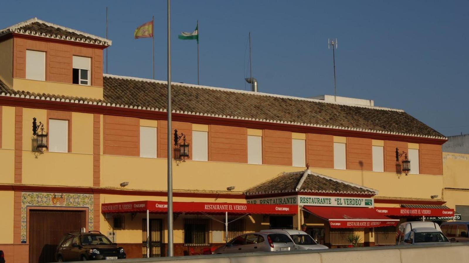 Hotel Chamizo El Arahal Luaran gambar